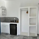 Magginas Apartment *